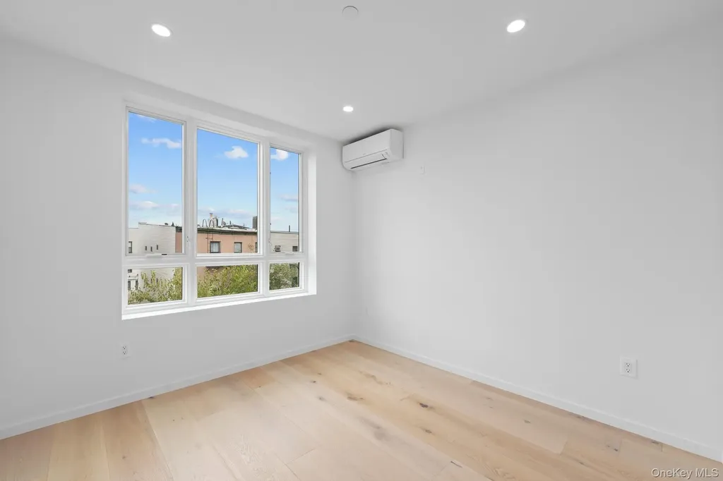 366 Harman Street Brooklyn NY 11237