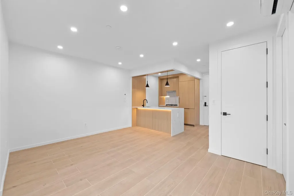 366 Harman Street Brooklyn NY 11237