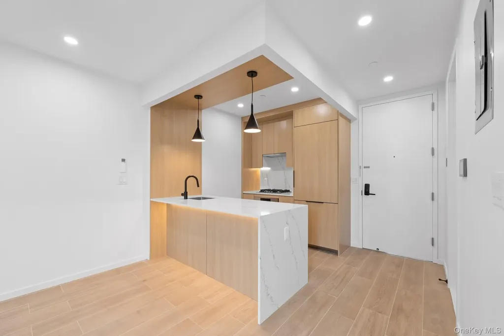 366 Harman Street Brooklyn NY 11237