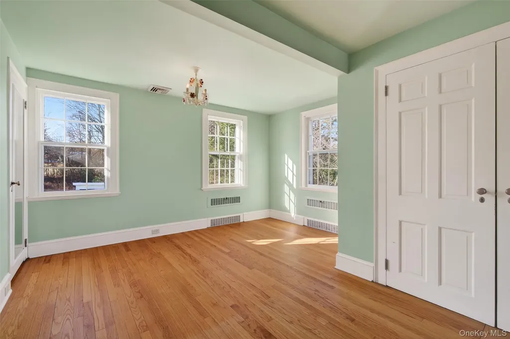 80 Dunneman Avenue Kingston NY 12401
