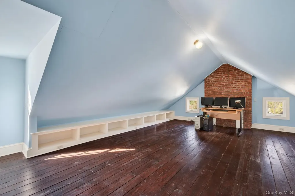 80 Dunneman Avenue Kingston NY 12401