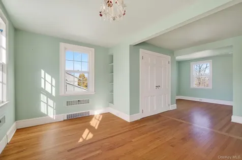 80 Dunneman Avenue Kingston NY 12401