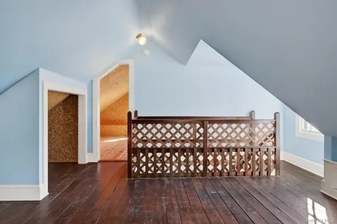 80 Dunneman Avenue Kingston NY 12401