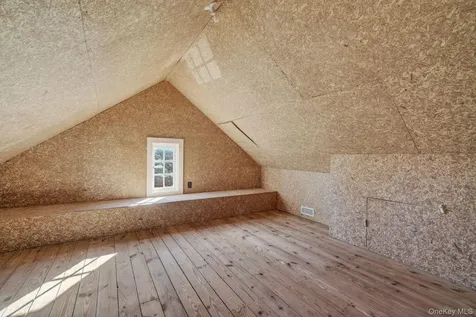 80 Dunneman Avenue Kingston NY 12401