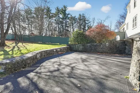 80 Dunneman Avenue Kingston NY 12401