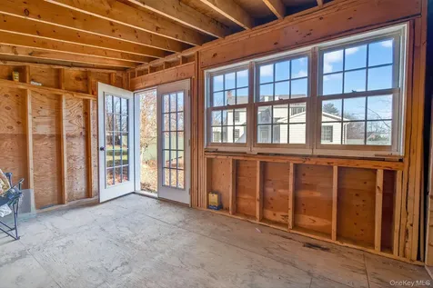 80 Dunneman Avenue Kingston NY 12401