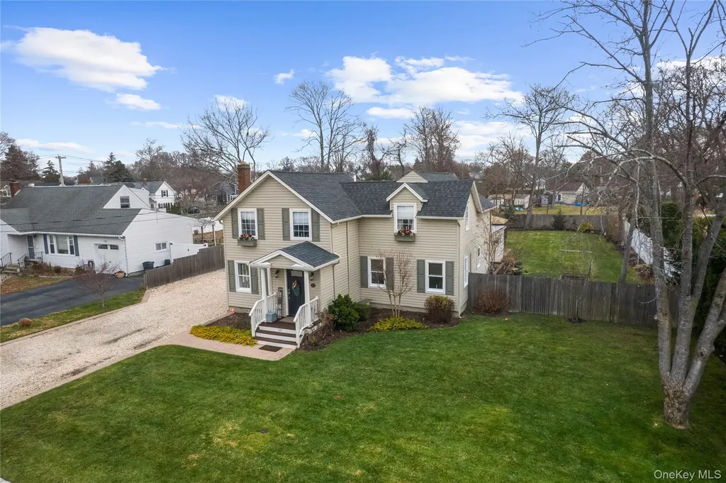 117 Union Avenue Islip NY 11751