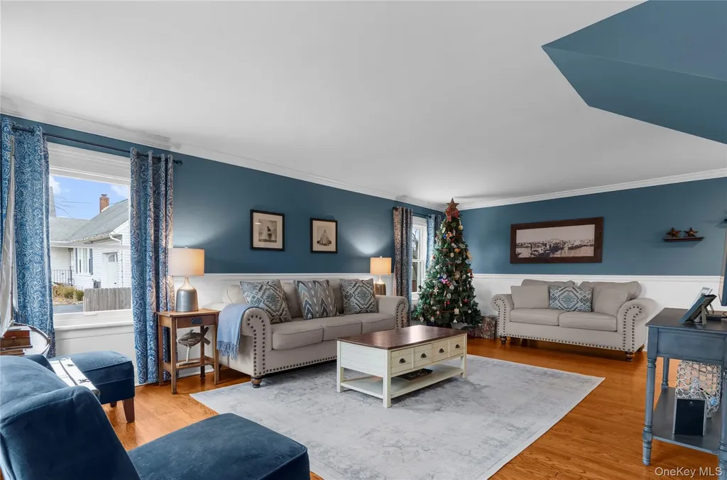 117 Union Avenue Islip NY 11751