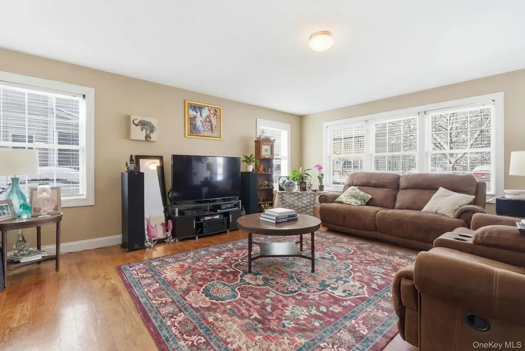 60 Wenliss Terrace Wappingers Falls NY 12590