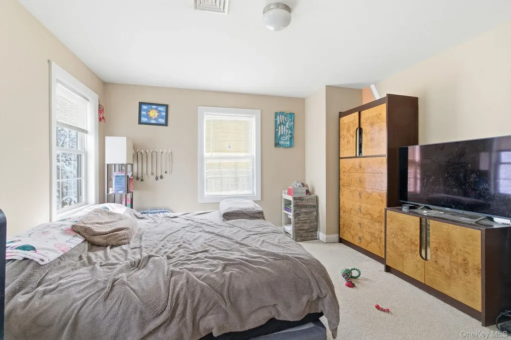 64 Wenliss Terrace Wappingers Falls NY 12590