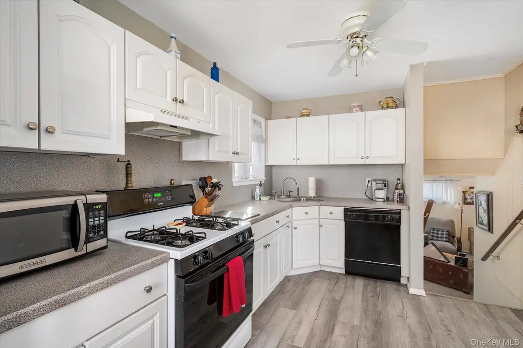1 Shawnee Lane Commack NY 11725