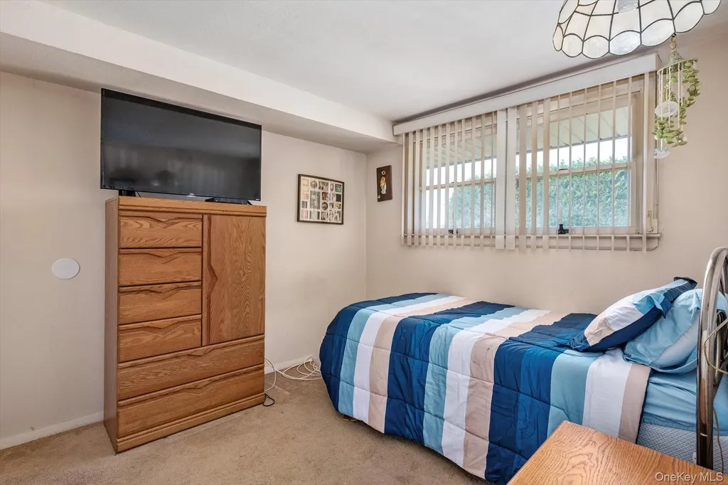 1 Shawnee Lane Commack NY 11725