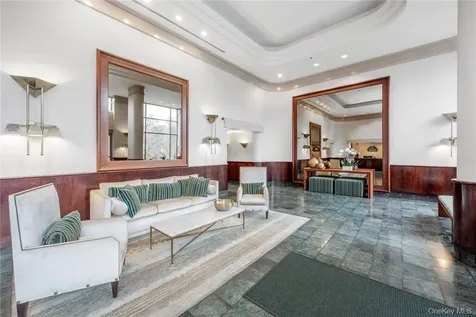 35 N Chatsworth Avenue Larchmont NY 10538