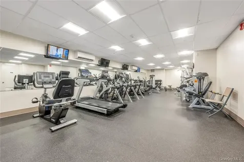 35 N Chatsworth Avenue Larchmont NY 10538