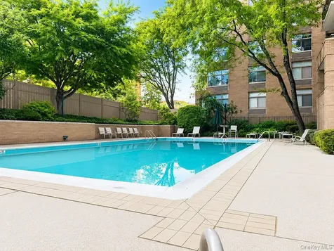 35 N Chatsworth Avenue Larchmont NY 10538