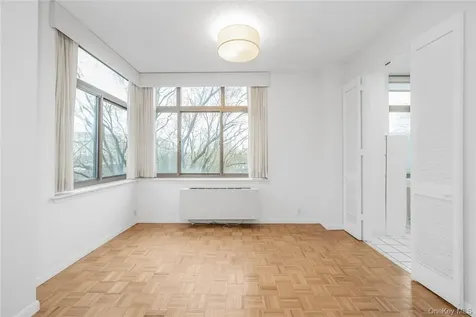 35 N Chatsworth Avenue Larchmont NY 10538