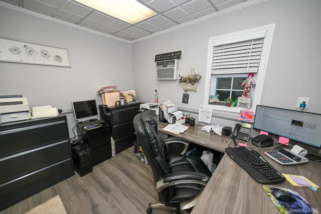 308 Jericho New Hyde Park NY 11040