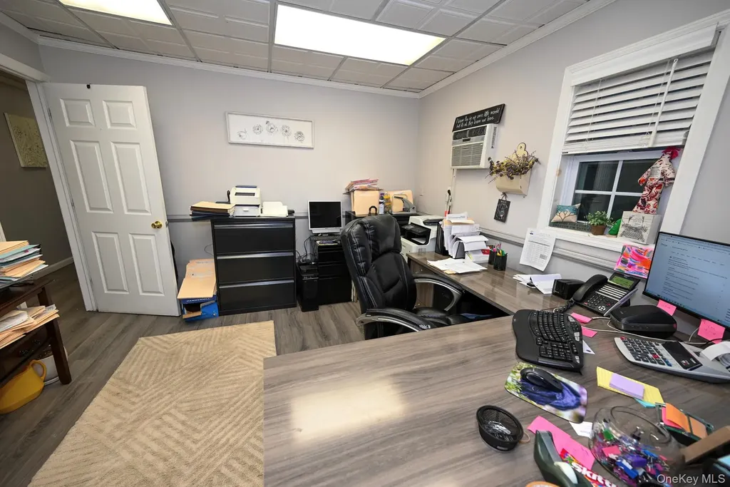 308 Jericho New Hyde Park NY 11040