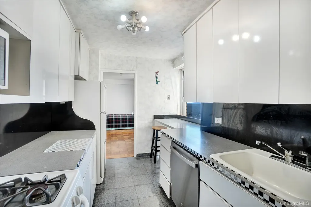 110-11 Queens Boulevard Forest Hills NY 11375