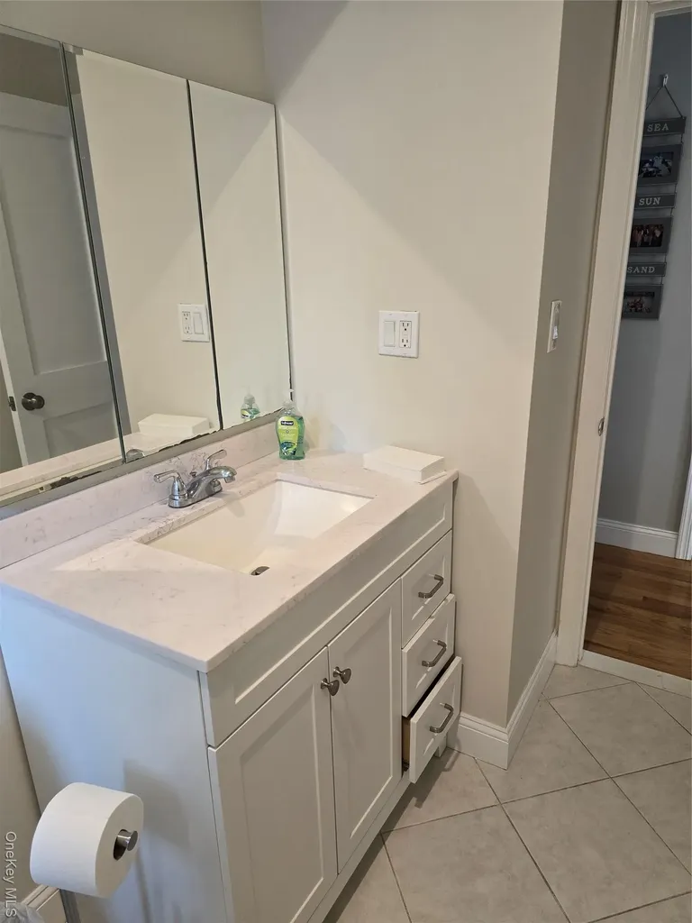 359 E Pine Street Long Beach NY 11561