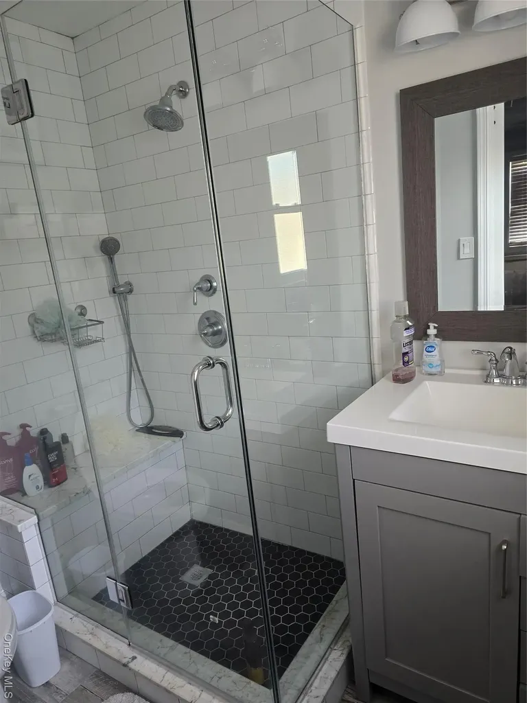 359 E Pine Street Long Beach NY 11561
