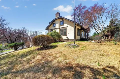 528 Union Avenue Peekskill NY 10566