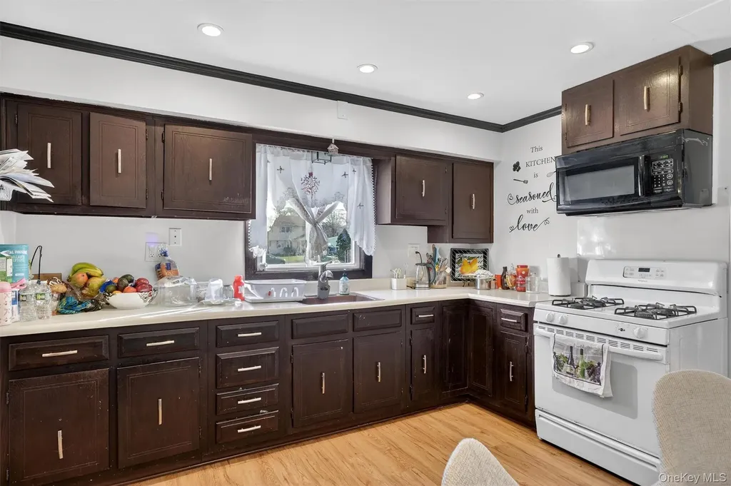 5 Lewis Drive Stony Point NY 10980