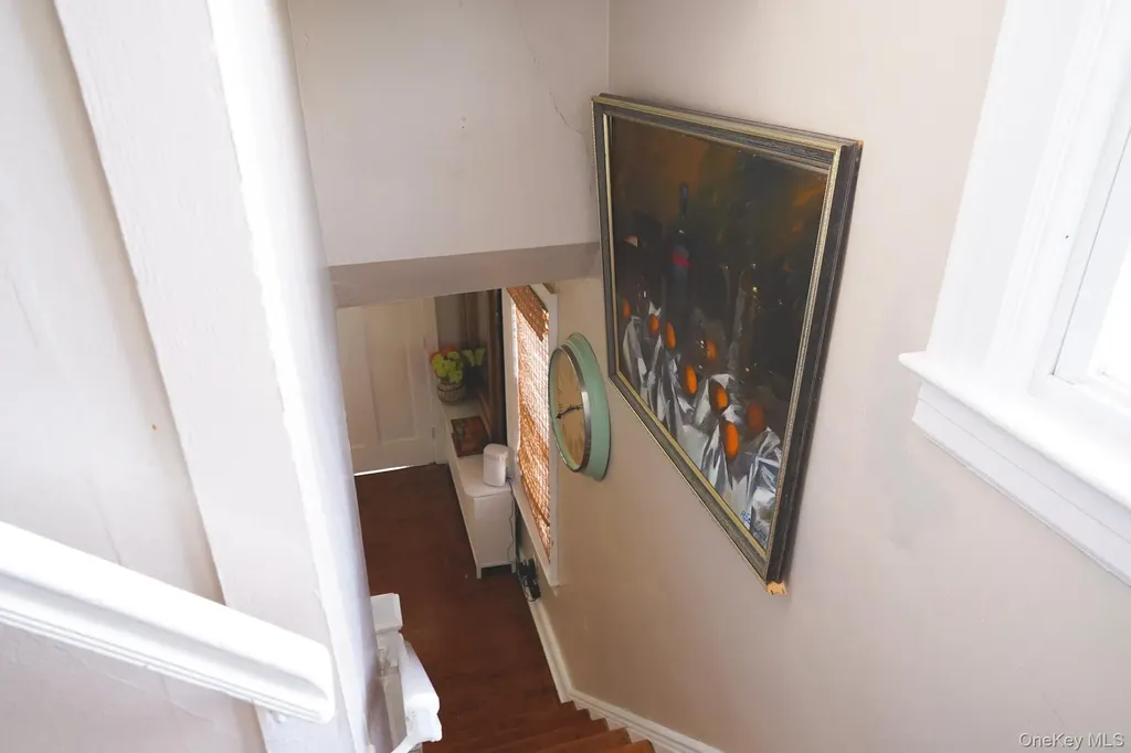 22 Everett Street Lynbrook NY 11563