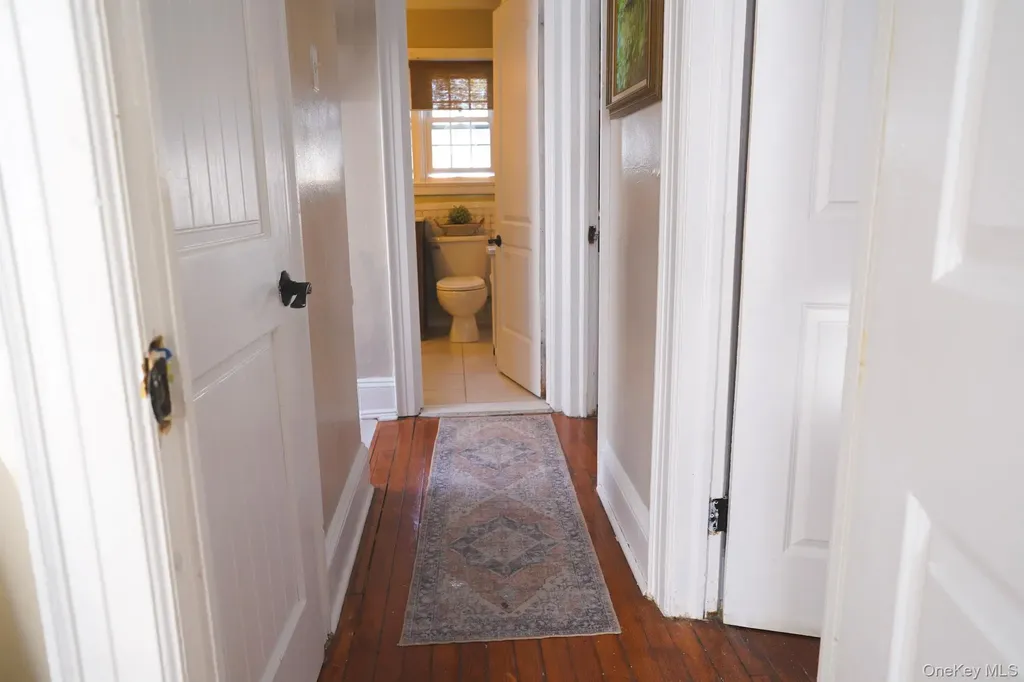 22 Everett Street Lynbrook NY 11563