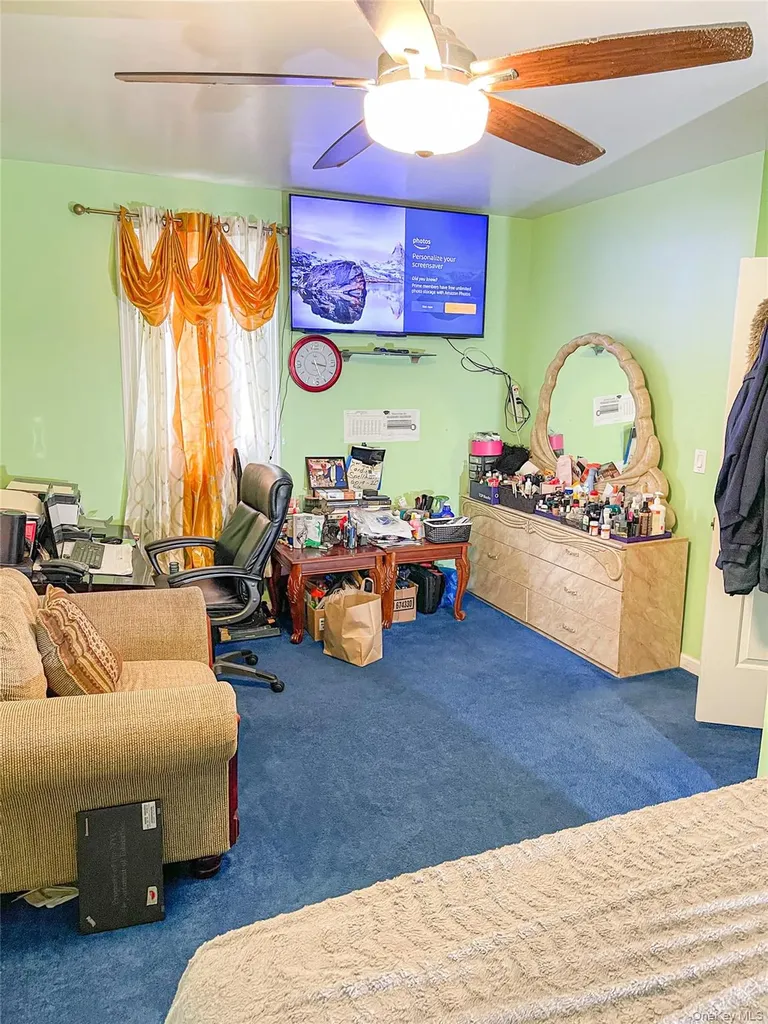 822 E 215th Street Bronx NY 10467