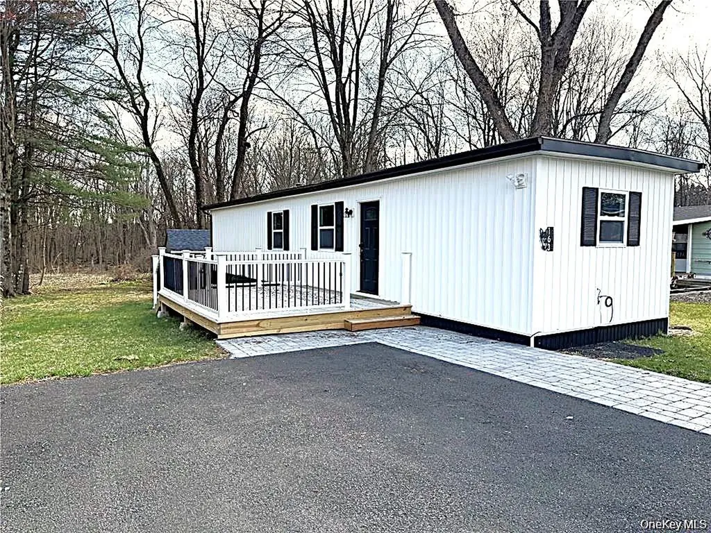 163 Jules Avenue Wallkill NY 12589