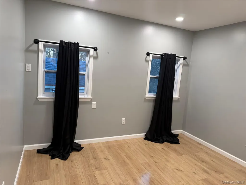 163 Jules Avenue Wallkill NY 12589