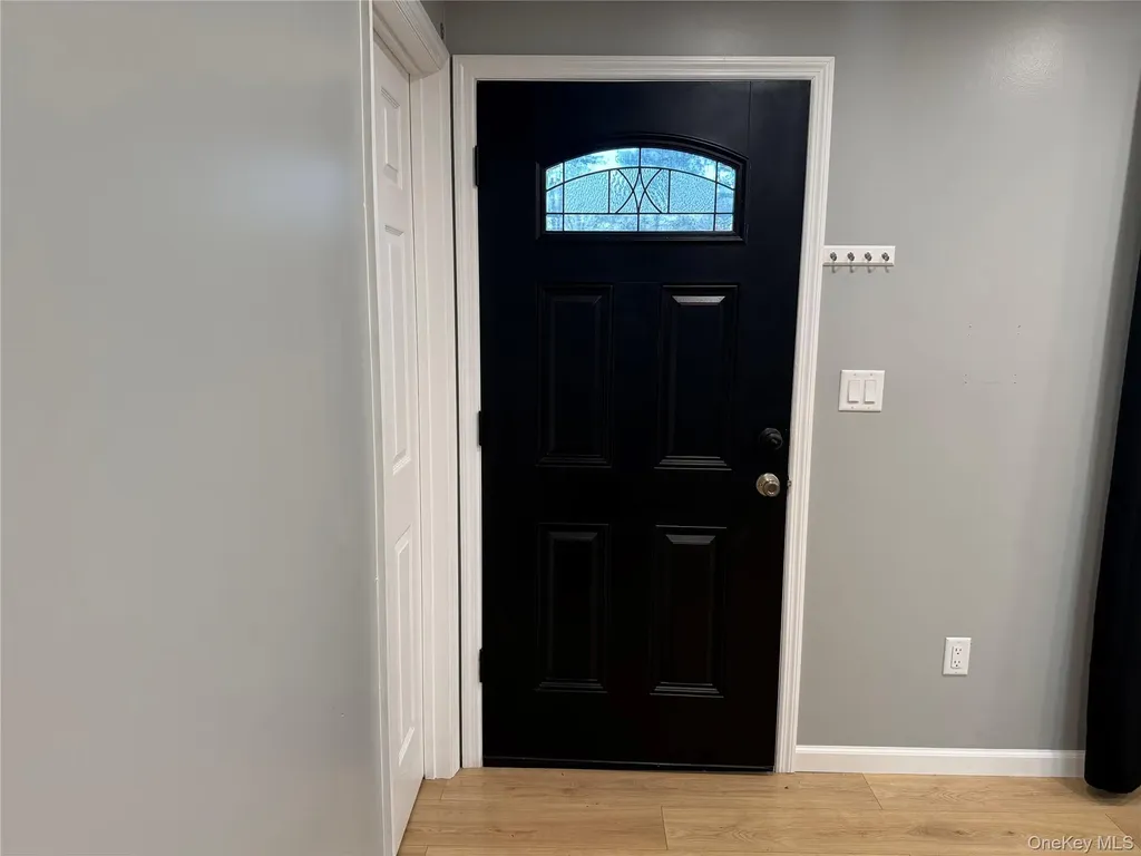 163 Jules Avenue Wallkill NY 12589