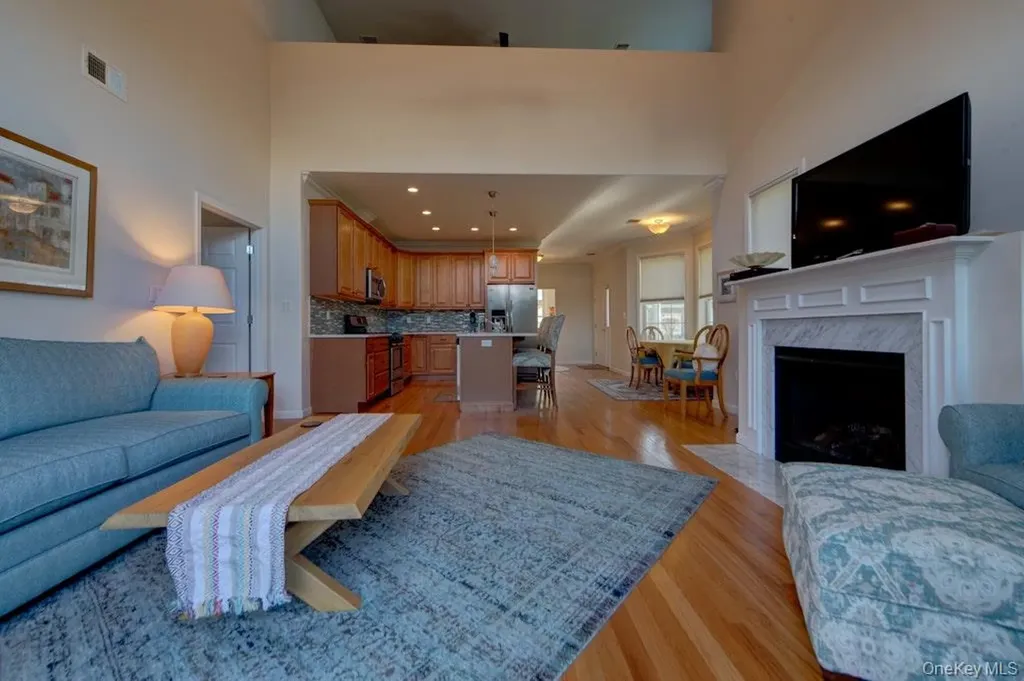 12 Wolfe Circle West Nyack NY 10994