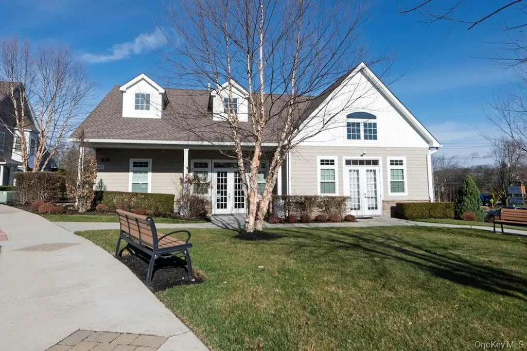 12 Wolfe Circle West Nyack NY 10994