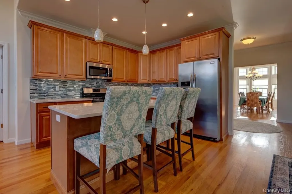12 Wolfe Circle West Nyack NY 10994