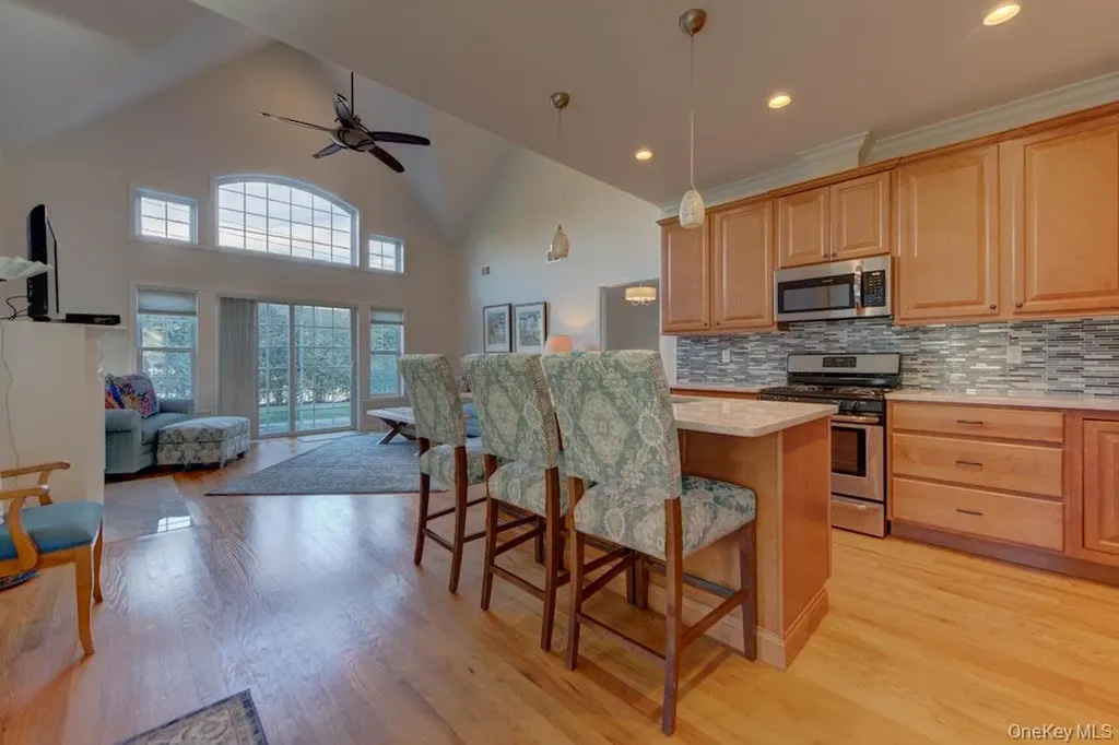 12 Wolfe Circle West Nyack NY 10994