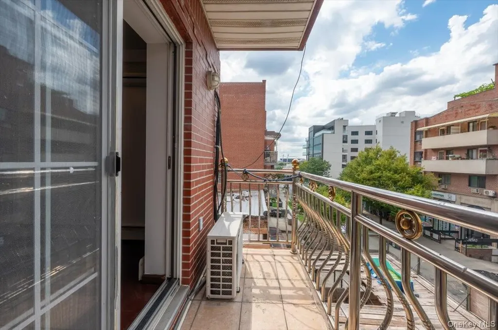 132-36 Pople Avenue Flushing NY 11355