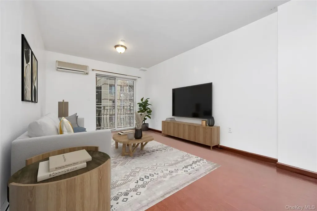 132-36 Pople Avenue Flushing NY 11355