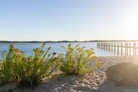 426 Clark Street Greenport NY 11944