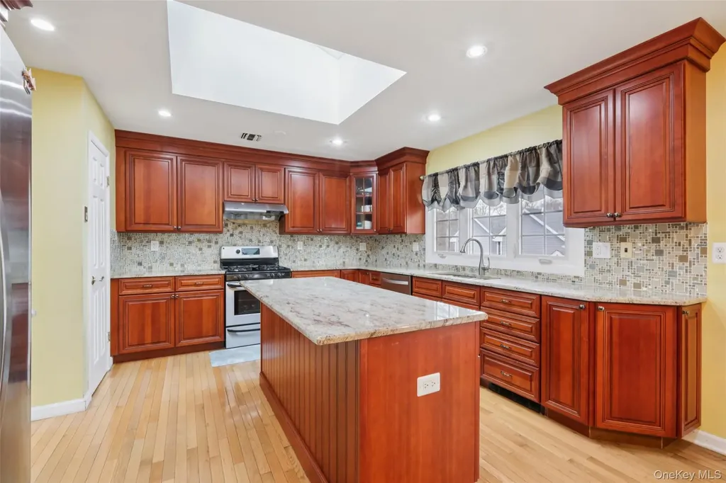 85 Lenox Avenue Congers NY 10920