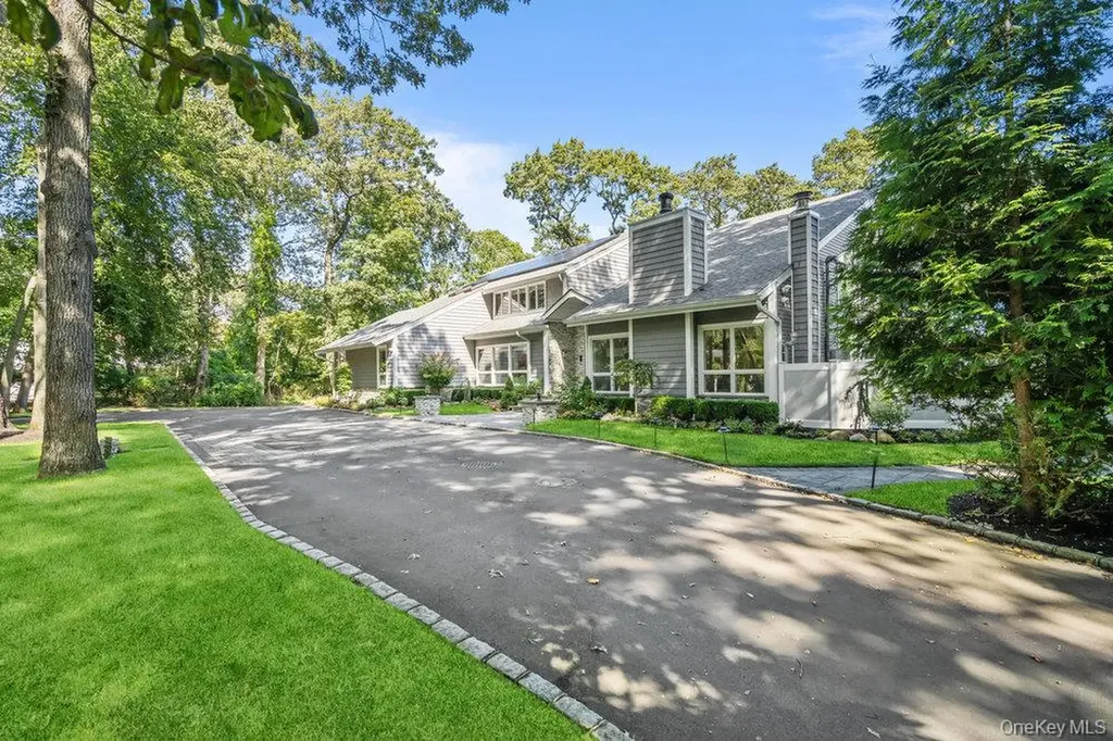 5 Coon Hollow Road Lloyd Harbor NY 11743