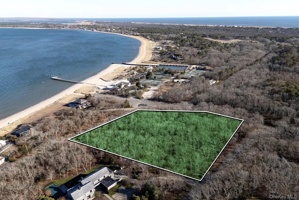 15 Cross Highway Amagansett NY 11930