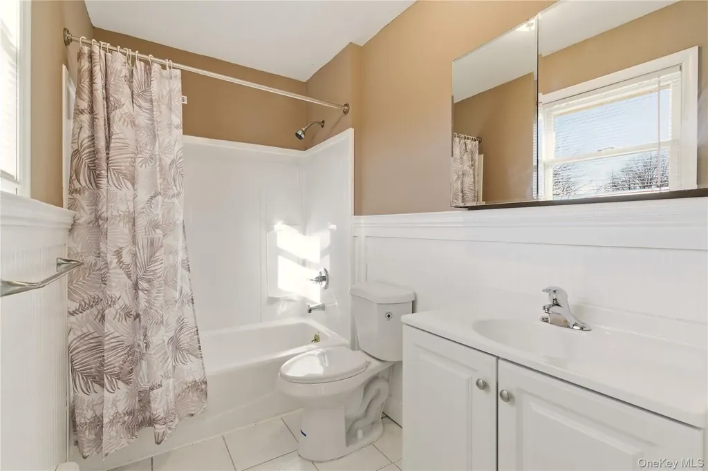 125 Broadway Greenlawn NY 11740