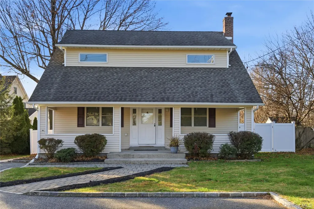 125 Broadway Greenlawn NY 11740