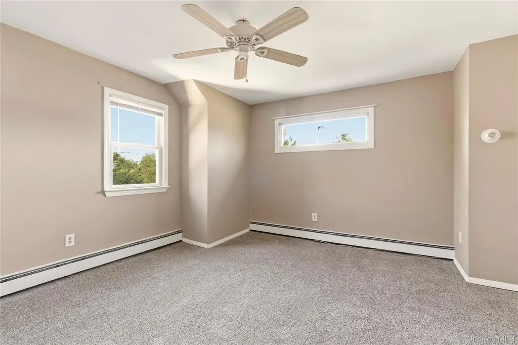 125 Broadway Greenlawn NY 11740