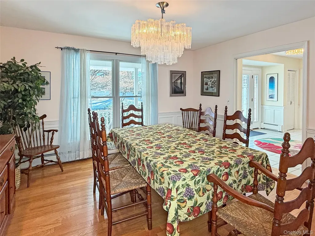 31 Pleasant Ridge Drive Poughkeepsie NY 12603