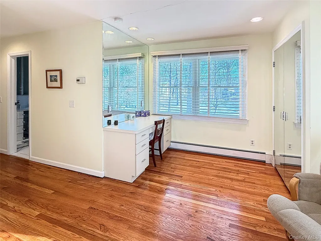 31 Pleasant Ridge Drive Poughkeepsie NY 12603