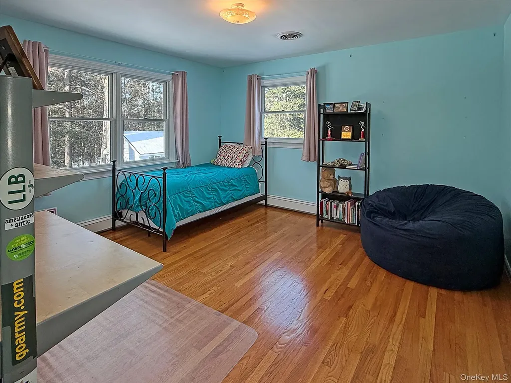 31 Pleasant Ridge Drive Poughkeepsie NY 12603