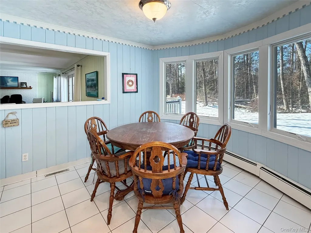 31 Pleasant Ridge Drive Poughkeepsie NY 12603